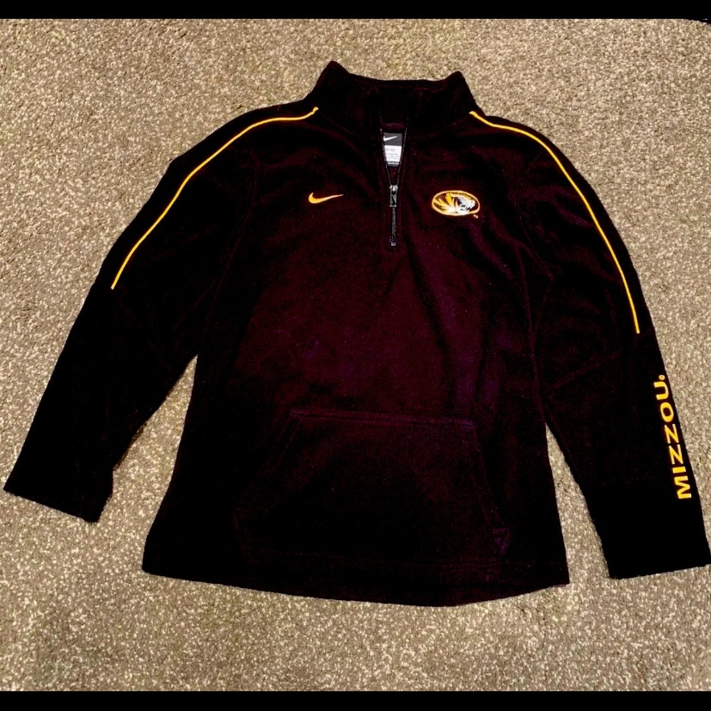 Boy's Nike MU 3/4 Zip Fleece, XL(16/18)